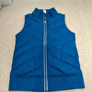 Iviva vest